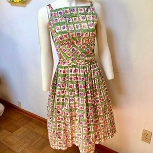 VINTAGE 1950S sleeveless dress—great style—xs